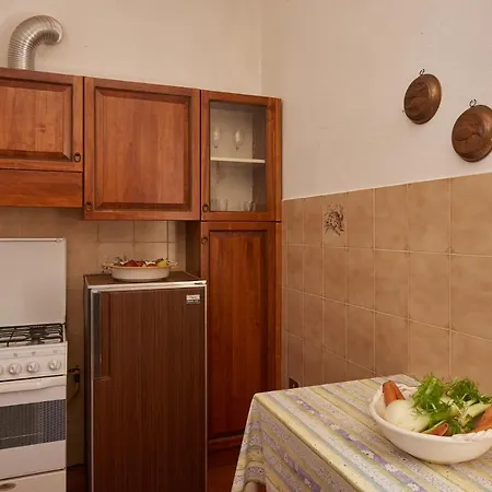 مزرعة للإقامة Tesorino